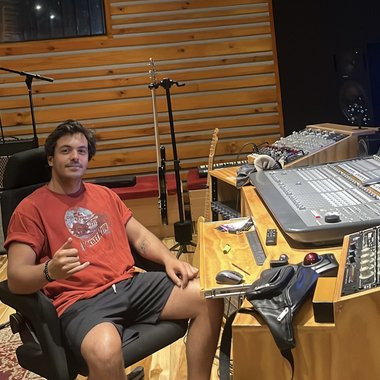 Fidel T. - Freelance Mastering Engineer