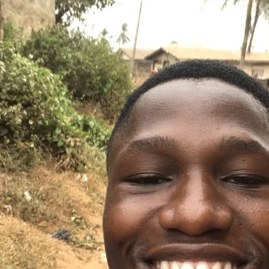 Fashola o. - Freelance Video Editor