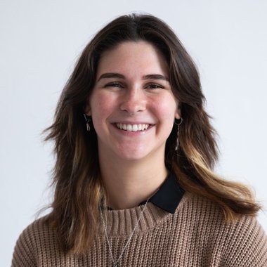 Helen L. - Freelance Videographer