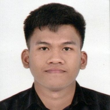 Godwin L. - Freelance Designer