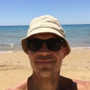 Lando T. - Freelance Web Developer