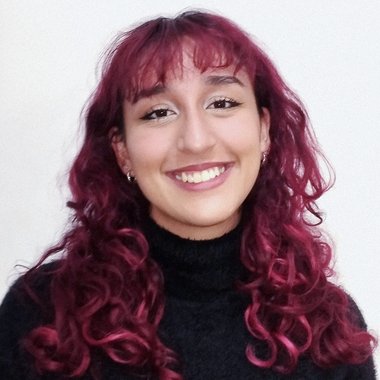 Estefanía T. - Freelance Social Media Freelancer