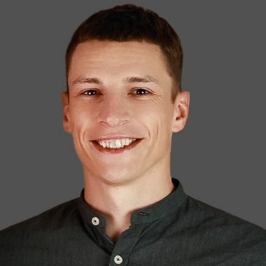 Yevhen B. - Freelance Product Designer