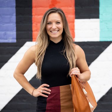Shannon R. - Freelance Motion Graphic Designer