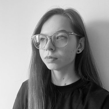 Sofia K. - Freelance Brand Designer