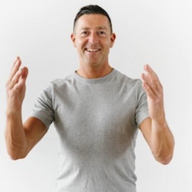 Philippe R. - Freelance Fractional Cmo
