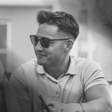 jun i. - Freelance Motion Graphic Designer