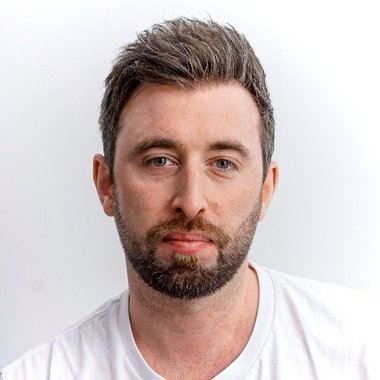 Steven M. - Freelance Designer