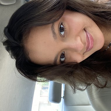 Ariadna B. - Freelance Web Developer