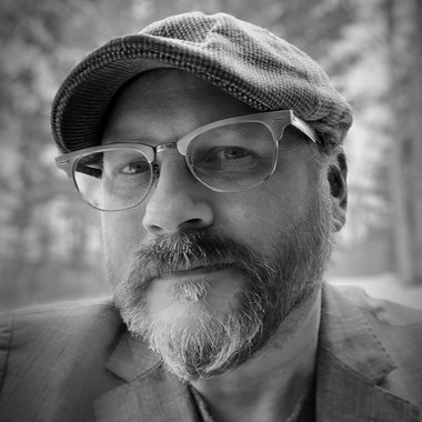 Mike K. - Freelance Designer