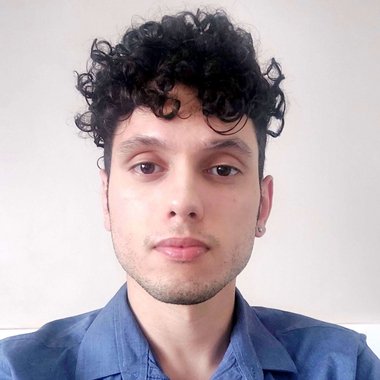 Gabriel N. - Freelance Graphic Designer
