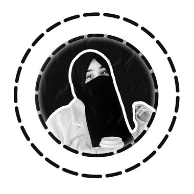 Rimsha B. - Freelance Graphic Designer