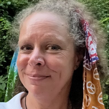 Jenny M. - Freelance Artist