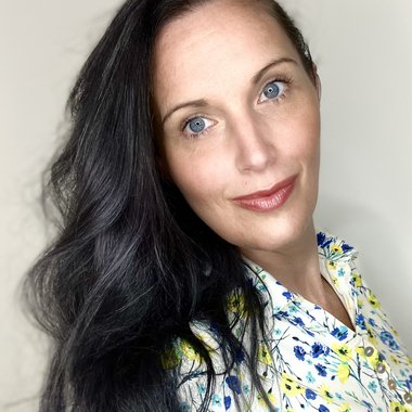 Rebecca M. - Freelance Presenter