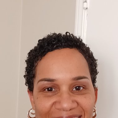 Consuela P. - Freelance Singer