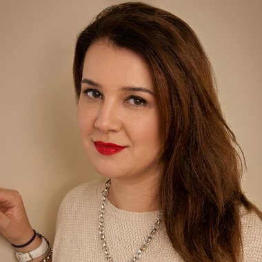 Veronica M. - Freelance Graphic Designer
