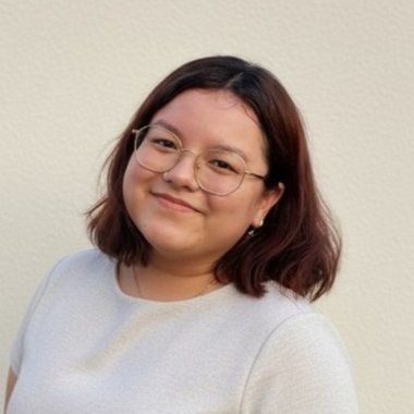 Janis P. - Freelance Graphic Designer