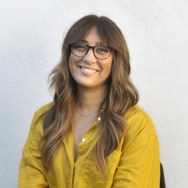 Alyssa D. - Freelance Brand Designer