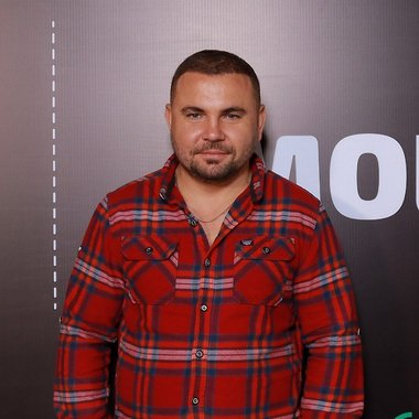 Ion V. - Freelance App Developer