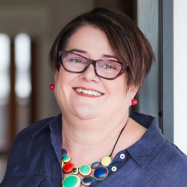 Lisa L. - Freelance Graphic Designer