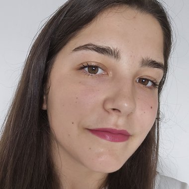 Alexandra - Freelance Artist