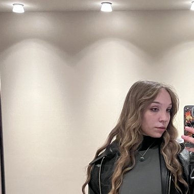 Heather D. - Freelance Graphic Designer