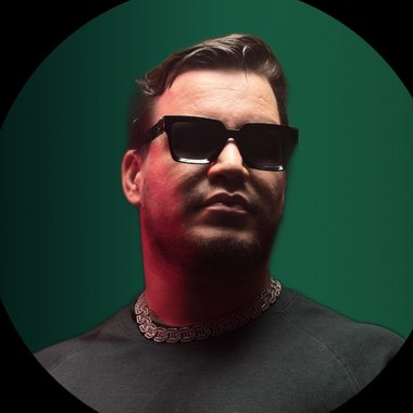 El (. - Freelance Mixing Engineer