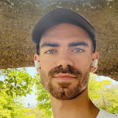 Jimmy B. - Freelance Assistant Producer