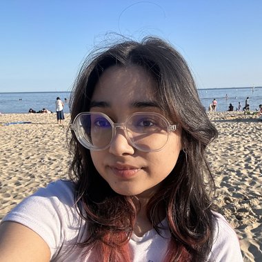 Riya B. - Freelance Graphic Designer