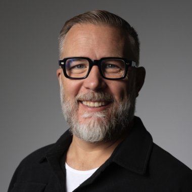 Alexander S. - Freelance Marketer