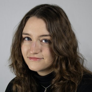 Rebecca P. - Freelance Brand Designer