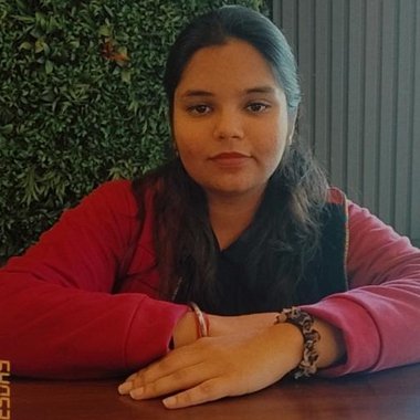 Ritika G. - Freelance Graphic Designer