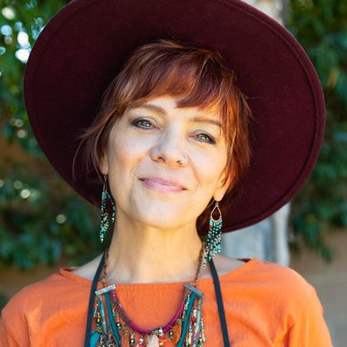 M H. - Freelance Illustrator