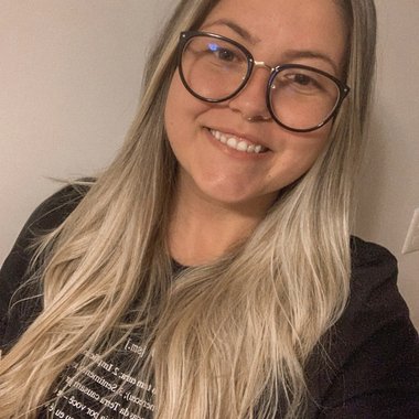 Camila B. - Freelance Web Designer