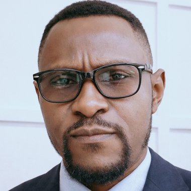 Fabrice T. - Freelance Presentation Designer