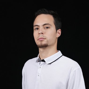 gal c. - Freelance Brand Designer