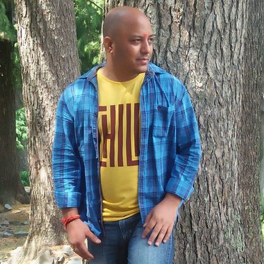 Dogra - Freelance Graphic Designer