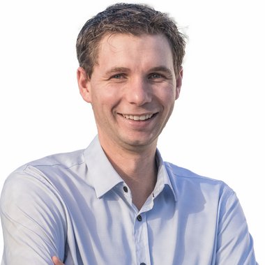 Karl F. - Freelance Web Designer