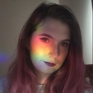 Hollie C. - Freelance Content Creator