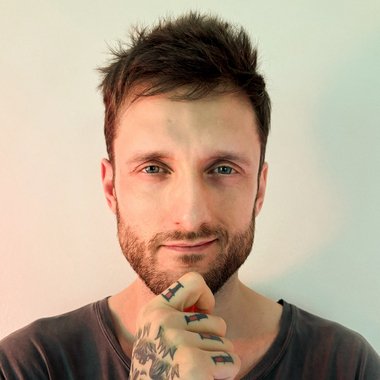 SASHA L. - Freelance Mastering Engineer