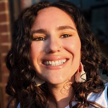 Jordana R. - Freelance Social Media Freelancer