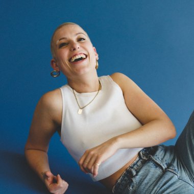 Bieke J. - Freelance Singer
