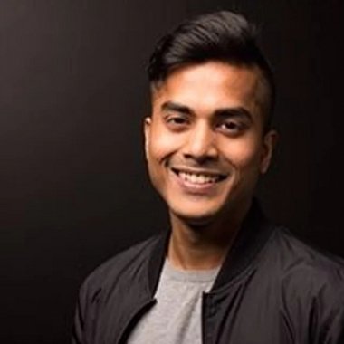 Dennis V. - Freelance Art Director