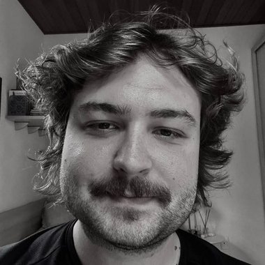 Nicolas R. - Freelance Motion Graphic Designer