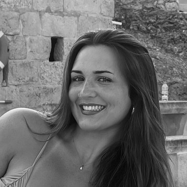 Alicia S. - Freelance Brand Designer