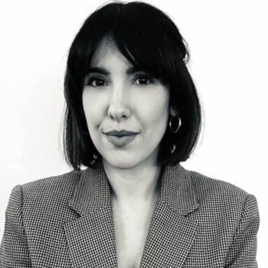 Gaia G. - Freelance Graphic Designer