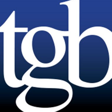 Tom B. - Freelance Graphic Designer