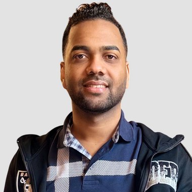 Carlos G. - Freelance Front End Developer