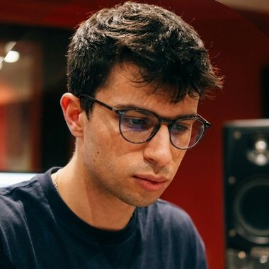Antonio V. - Freelance Mixing Engineer