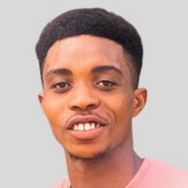 Philip O. - Freelance Community Manager